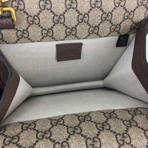 グッチバッグ着用イメージ